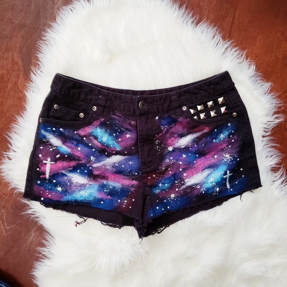 Galaxy studded black denim shorts size 6